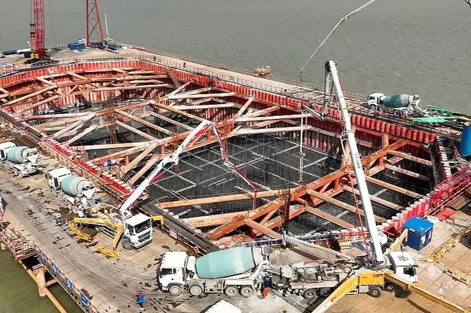 k豆钱包泵车再筑“世界之最」嘏靖皋长江大桥！