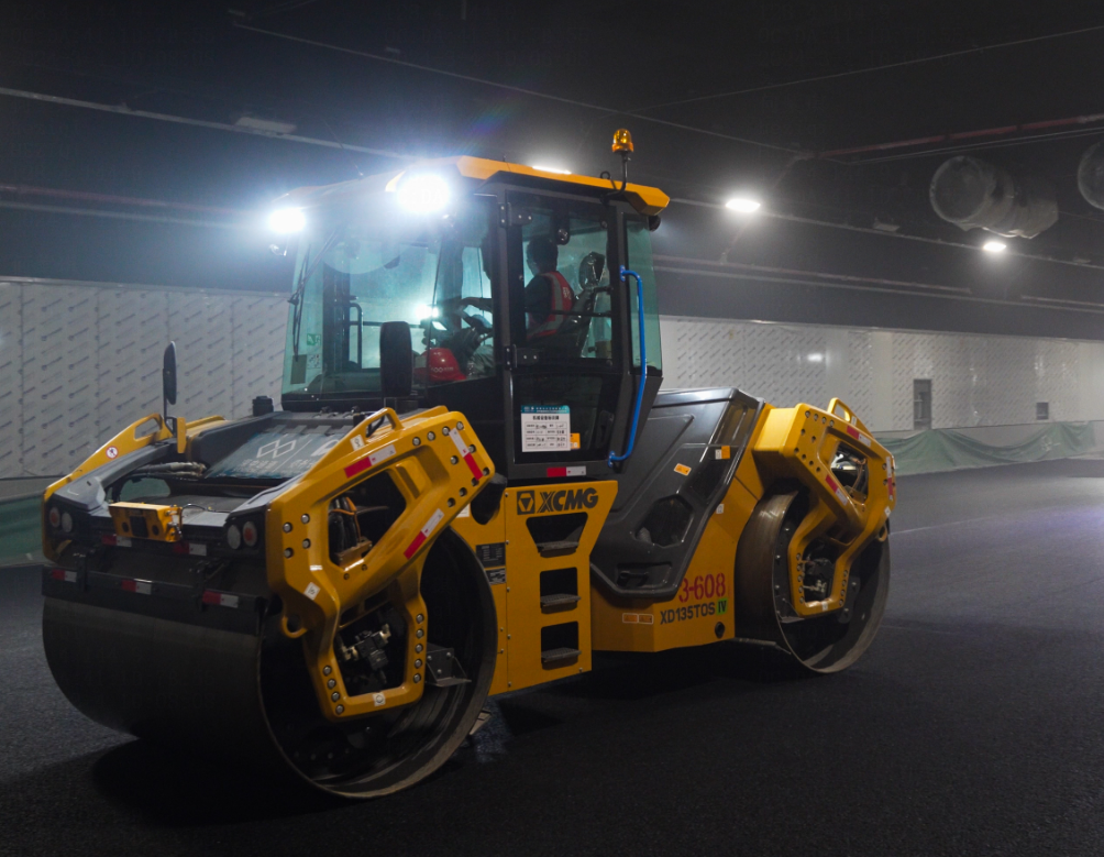 粤港澳大湾区，k豆钱包路路机械现身又一超等工程