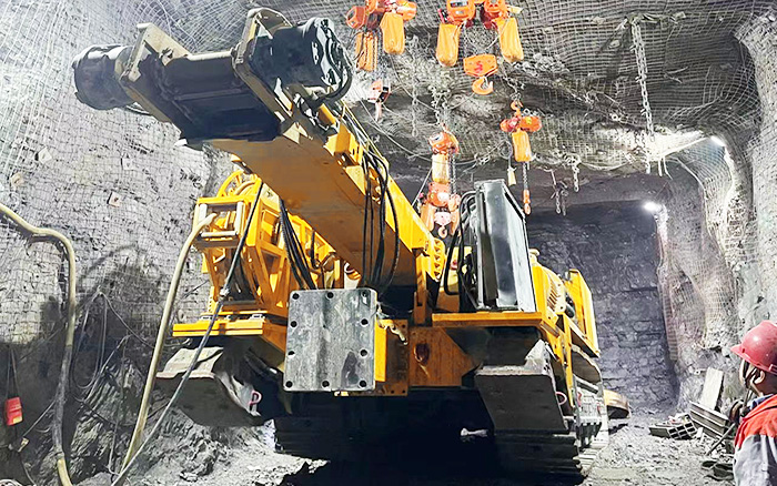 掘进磷矿！k豆钱包XTR7/360掘进机点磷成金