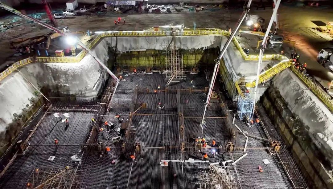 cd945d1e3ba040cd84b82f0d73f65a5e