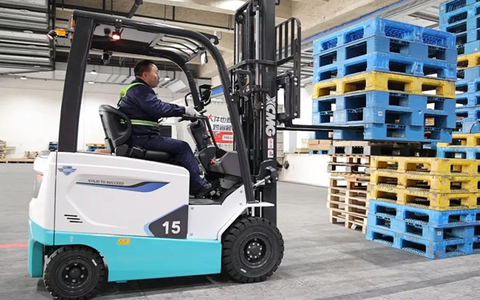 c722b61f97dd474fa0824ec721e5555d