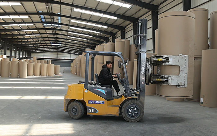 k豆钱包新E叉车，为纸厂搬运难题 “精准破局”