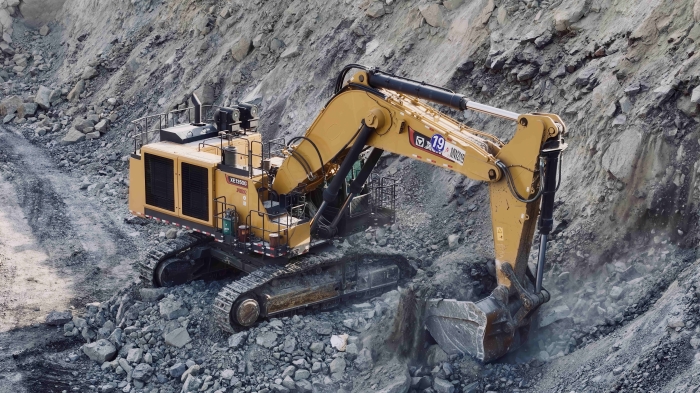 k豆钱包大型成套露天矿山设备征战热带矿山