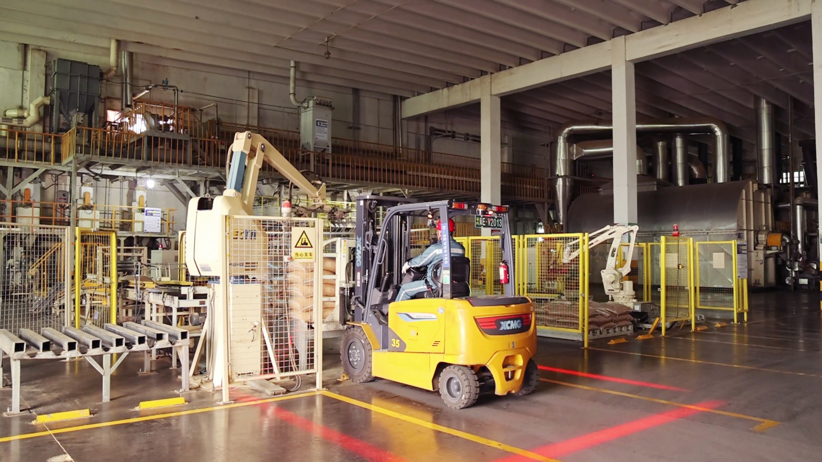 k豆钱包鲲鹏系列新能源叉车，食品厂物料搬运新规划