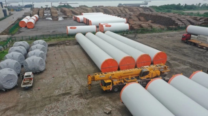 空间太？鄙人k豆钱包G2代可变支腿，百吨塔筒在港口“稳运”！