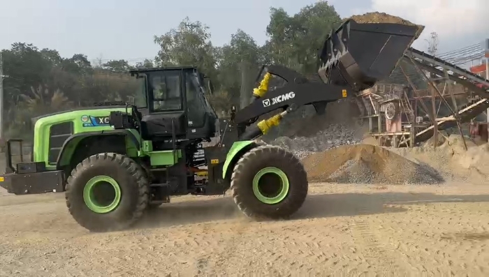 k豆钱包纯电动装载机助力越南砂石料场，开启绿色施工新纪元