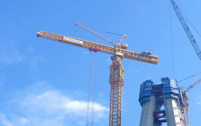 0bd86fd9e79b4295b293365424a5e93f