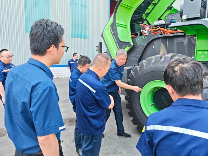 f5993c7f32a04b838f23eb2f32aedf60