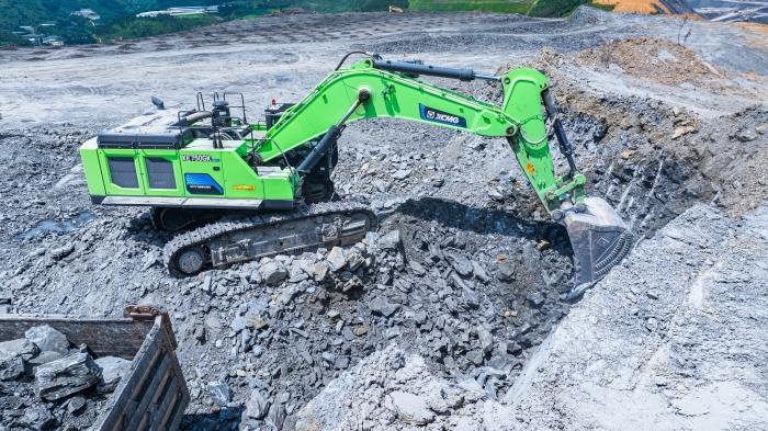【k豆钱包金?矿山开采】“沉装战神”XE750GK HEV进军云南露天磷矿