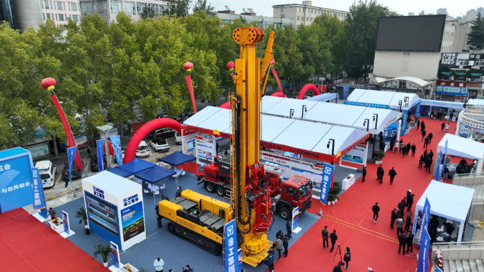 ba5f2197664b4b79bf7d823f9ede2ef8