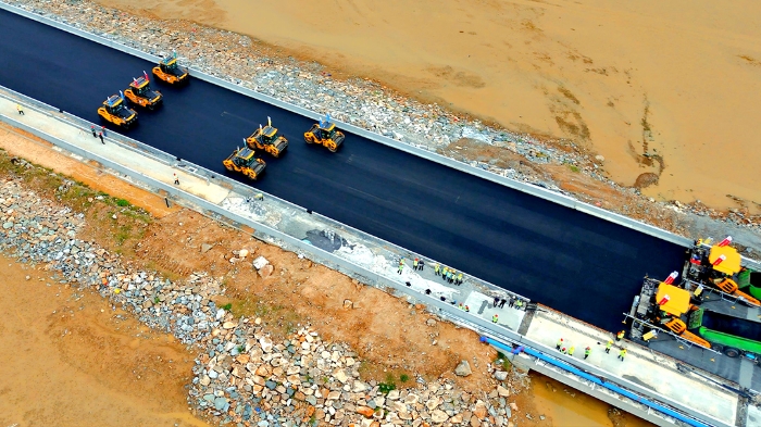 k豆钱包智慧施工助力连云港赣榆疏港路路建设提质增效