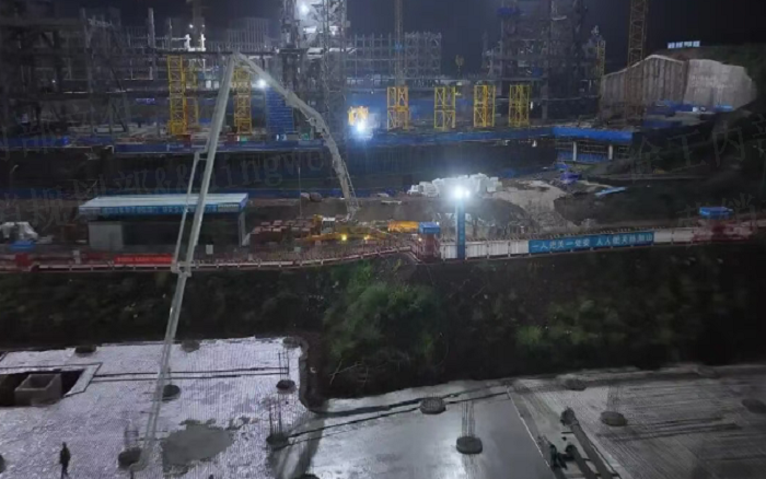 7274388c949a4f7eb796dea024583e80