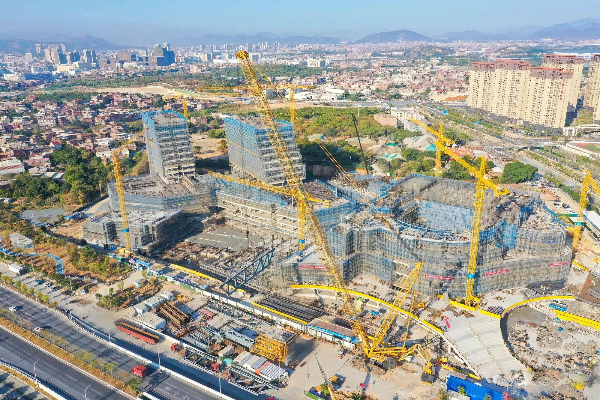 没人敢接的 “烫手山芋”！三沉考验下，这台千吨级的阐发太顶了
